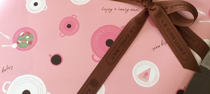 ステキなプレゼントに冷蔵庫のマグネット達が大騒ぎ！！