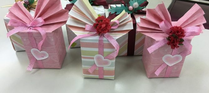 産経学園 新百合ヶ丘校　ラッピング教室