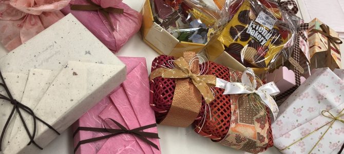 ラッピング協会本部でスイーツラッピング講習とよみうりカルチャー北千住で講習です! ラッピング協会本部でスイーツラッピング講習とよみうりカルチャー北千住で講習です!