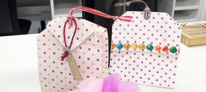 ラッピング協会東京本部にてビジネスラッピングの認定試験をおこなってまいりました。 ラッピング協会東京本部にてビジネスラッピングの認定試験をおこなってまいりました。
