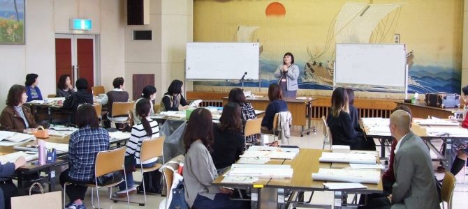 加賀商工会議所様でラッピング講習を行ってまいりました。 加賀商工会議所様でラッピング講習を行ってまいりました。