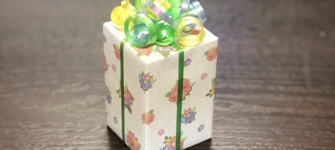 ラッピング協会東京本部にて2日目のギフトラッピング指導者養成クラスを担当してまいりました。 ラッピング協会東京本部にて2日目のギフトラッピング指導者養成クラスを担当してまいりました。