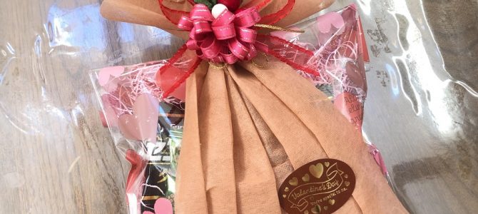 明日はさいたま市工房館にてバレンタインラッピングの講習会です。