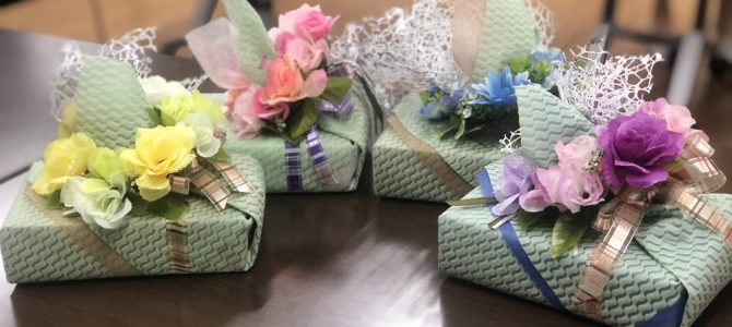 よみうりカルチャー北千住にてラッピング講習を行ってまいりました。 よみうりカルチャー北千住にてラッピング講習を行ってまいりました。
