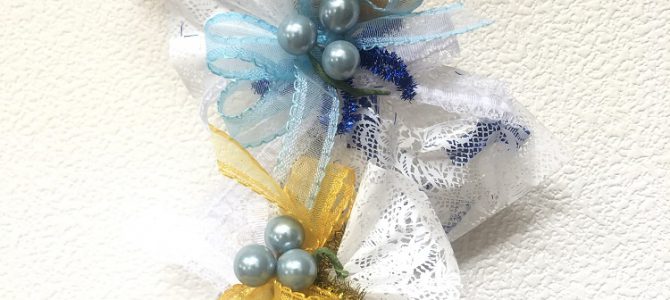 お菓子のガーランド作り