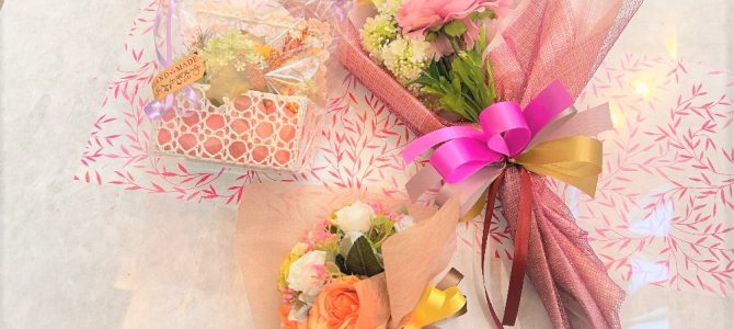 埼玉ラッピング教室にてフラワー応用クラス1回目のレッスンを行いました。