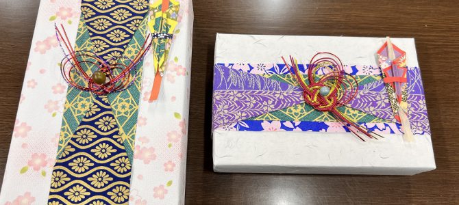 今年最後？のラッピング協会でのお仕事と、今年最後のよみうりカルチャー北千住でのレッスンでした。