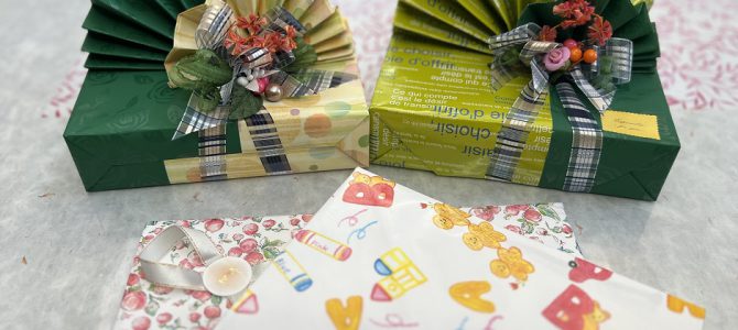 埼玉ラッピング自宅教室にて斜め包みの考え方のレッスンとちょっと華やかラッピングのレッスンを行いました。